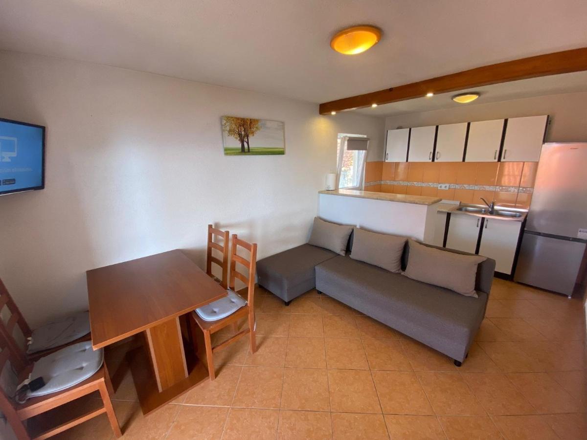 Seaside Secluded Apartments Cove Tvrdni Dolac, Hvar - 12655 Gdinj Exterior photo